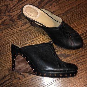 UGG leather heeled clogs